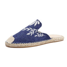 2019 summer new arrival women plus size flat clogs pure color canvas embroidery flower mules espadrilles sandals